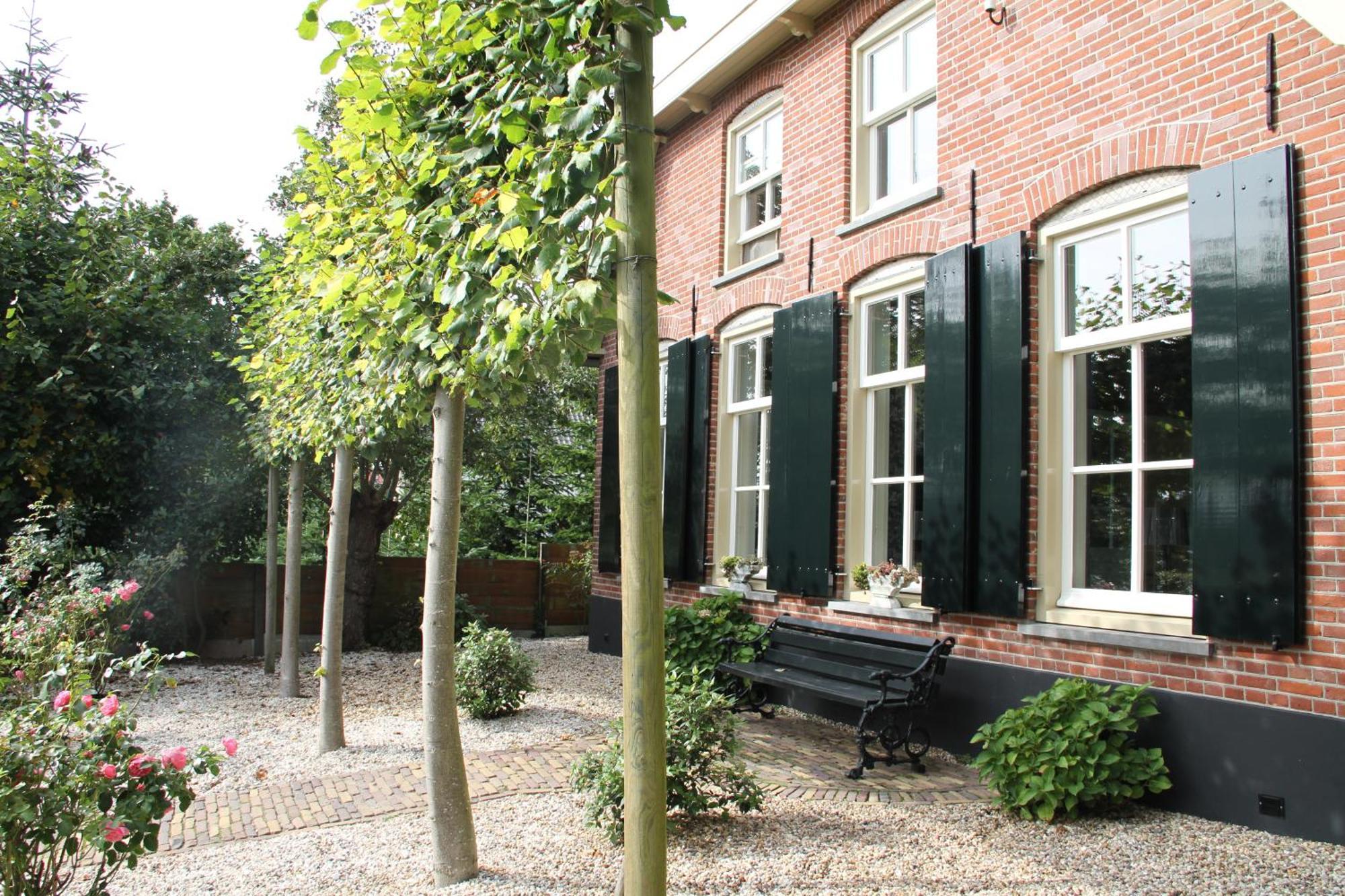 Familiehuis De Betuwe Met Prive Kunstgras Tennisbaan En Sauna Villa Erichem Eksteriør billede